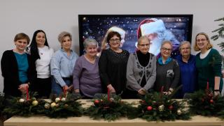 Warsztaty tworzenia stroików bożonarodzeniowych 